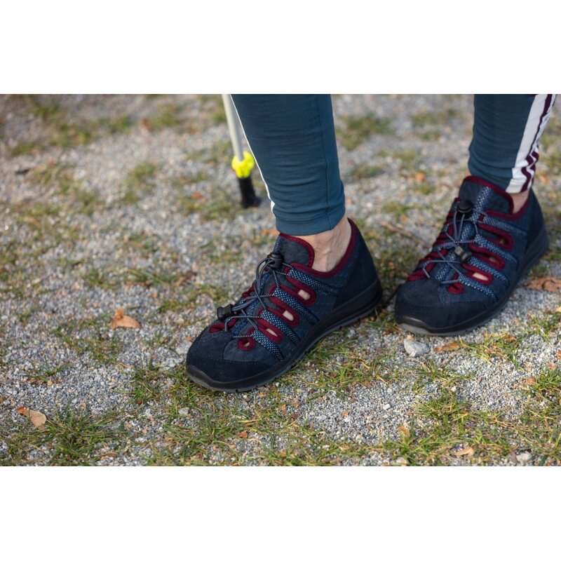 Varomed Calgary 87130 – Trekking Sandale extra weit & sportlich